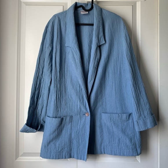 Vintage TanJay Textured Blue Blazer | Made in Canada 🇨🇦 - Picture 3 of 8